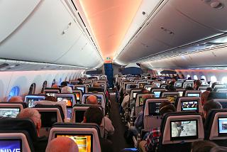 klm b787 9 cabin 15