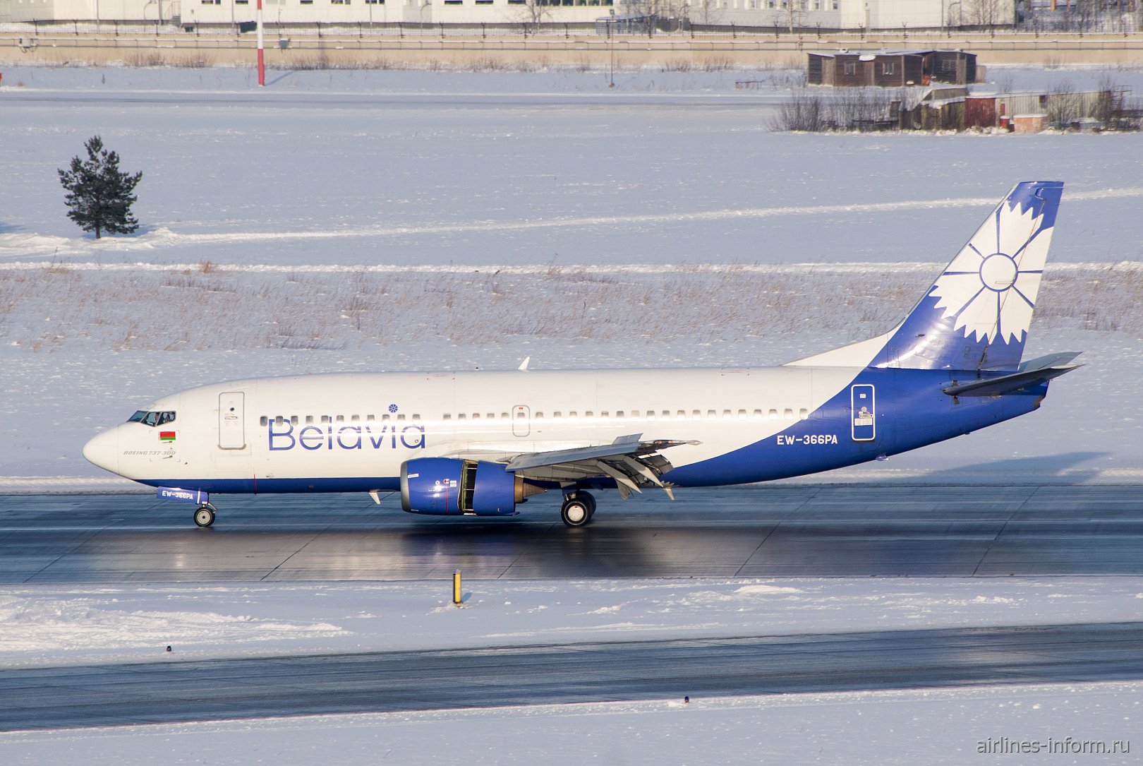 �����-737-300 ������������ ������� � ��������� �������
