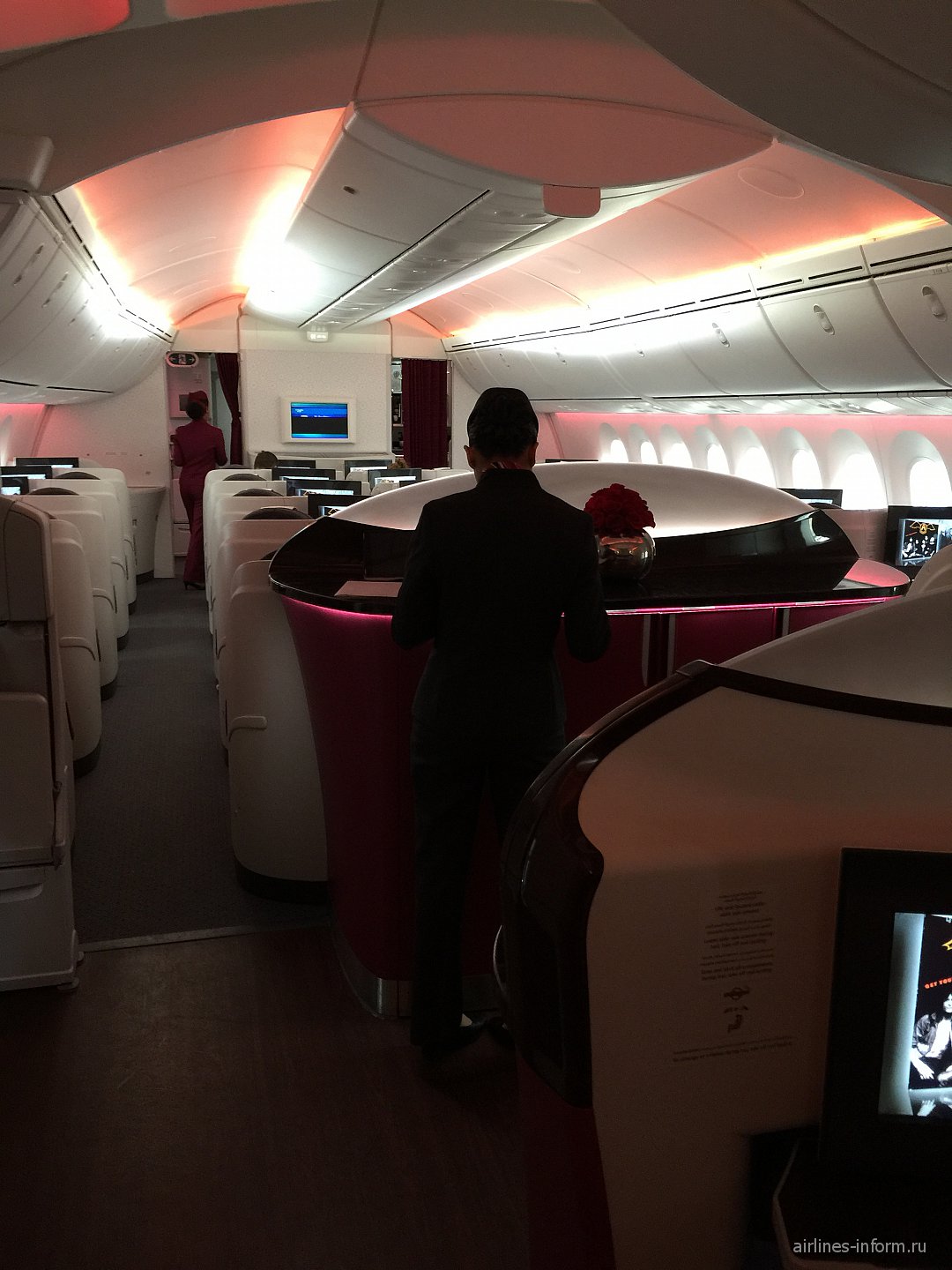 Qatar Airways бизнес 787 8 Qsuite