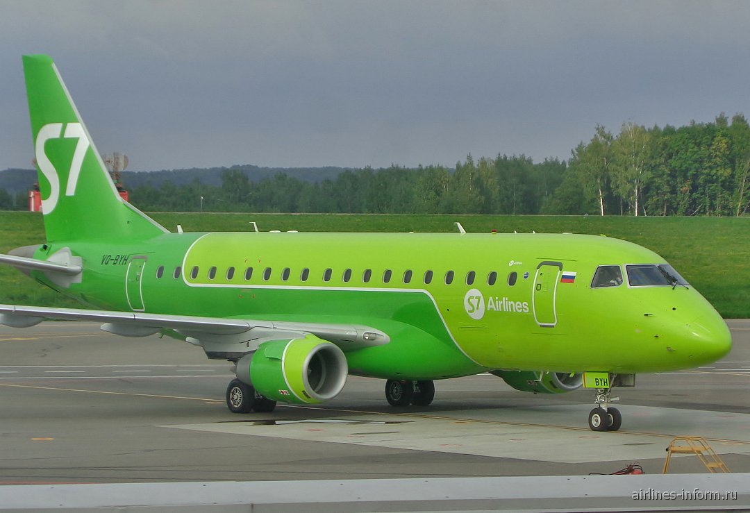 Самолет embraer 170 s7 фото