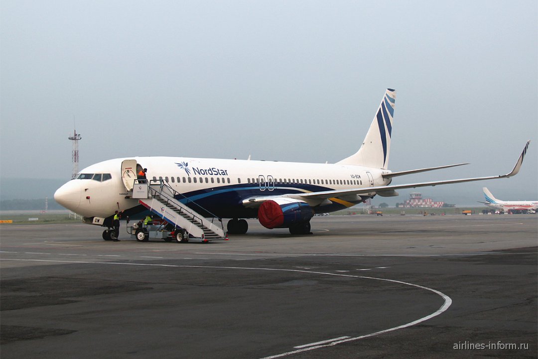 Авиакомпания таймыр. Boeing 737-800 NORDSTAR. B737-800 Нордстар. Orenair Боинг 737-800. Нордстар Аирлинес.