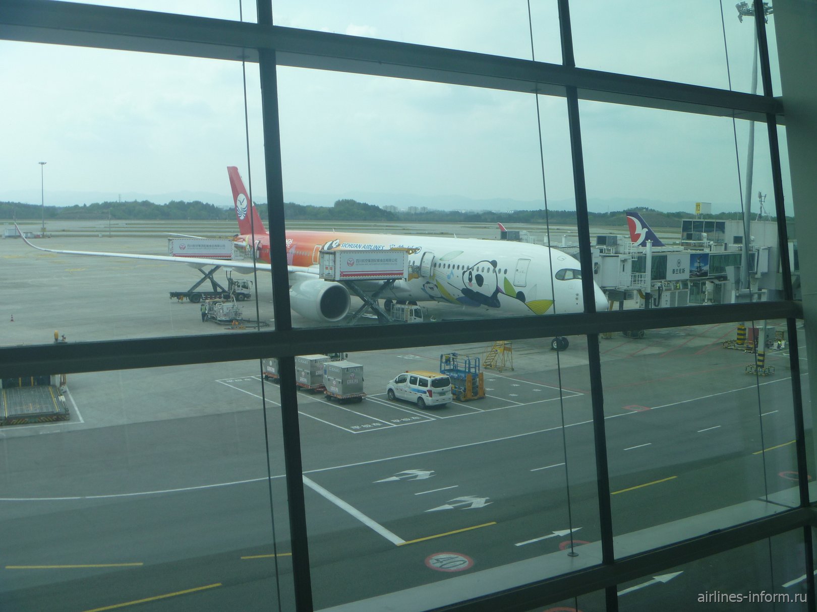 ����������� ������ �� ������ � �������. ����� 7. ����� (TFU) - ������ (SVO) �� Airbus A350-900 Sichuan Airlines & ����� 8. ������ (SVO) - ����� �� Airbus A320 ��������.