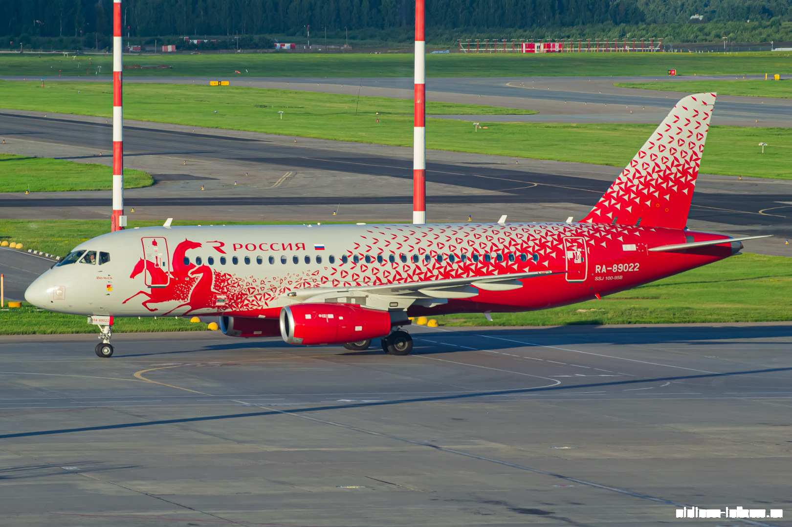 SSJ100 RA-89022 ������������ ������ � ���������� �������