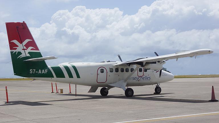 Mahe Island - Praslin Island на DHC-6 Air Seychelles
