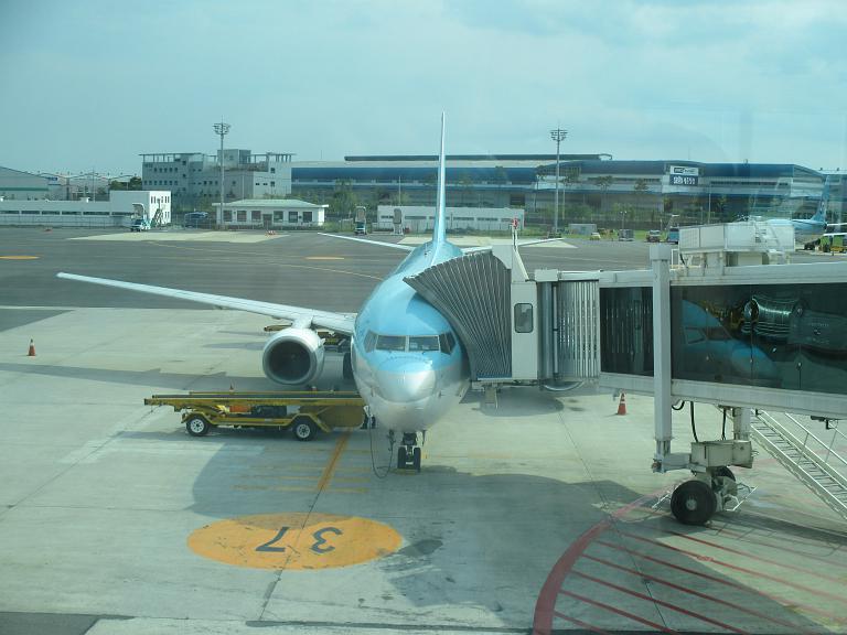 Отпуск в Корее. Часть 1 - Busan - Jeju с Korean Air на Boing-737-900
