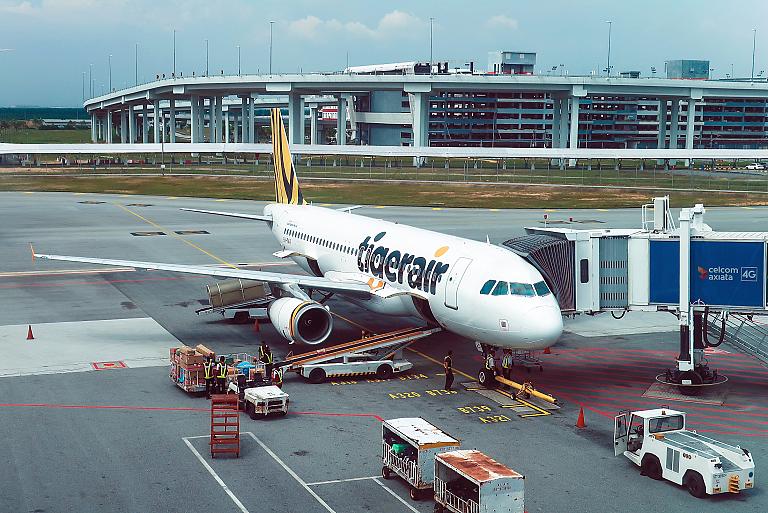 Singapore - Kuala Lumpur on the flight of the low-cost airline Scoot