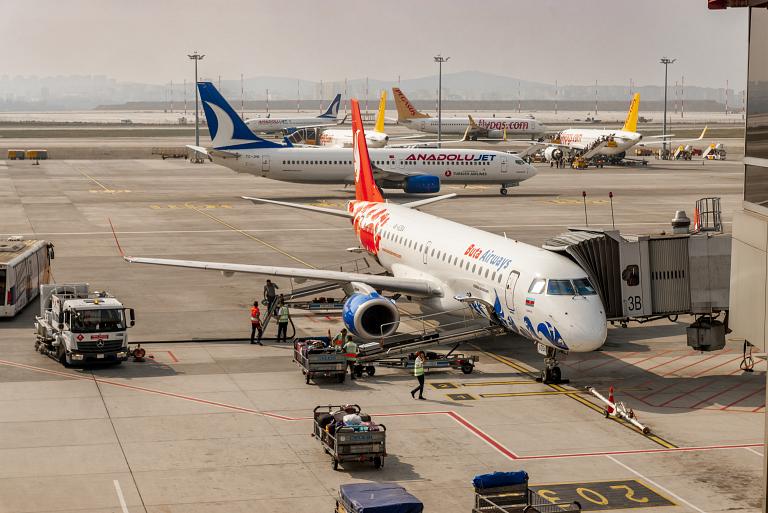 Фотообзор аэропорта Баку Гейдар Алиев