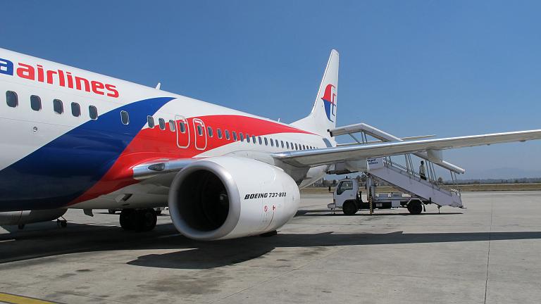Открывая Малайзийские авиалинии, часть III–2: Национальный перевозчик Малайзии: Malaysia Airlines. Три столицы: из Пекина в Катманду через Куала-Лумпур. Boeing 737-800. Бизнес класс.