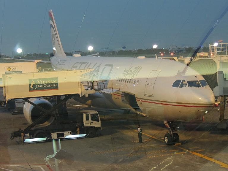 Хошимин - Абу-Даби c Etihad Airways