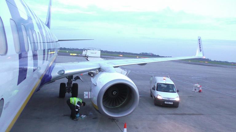Ryanair Dublin to Manchester Full flight
