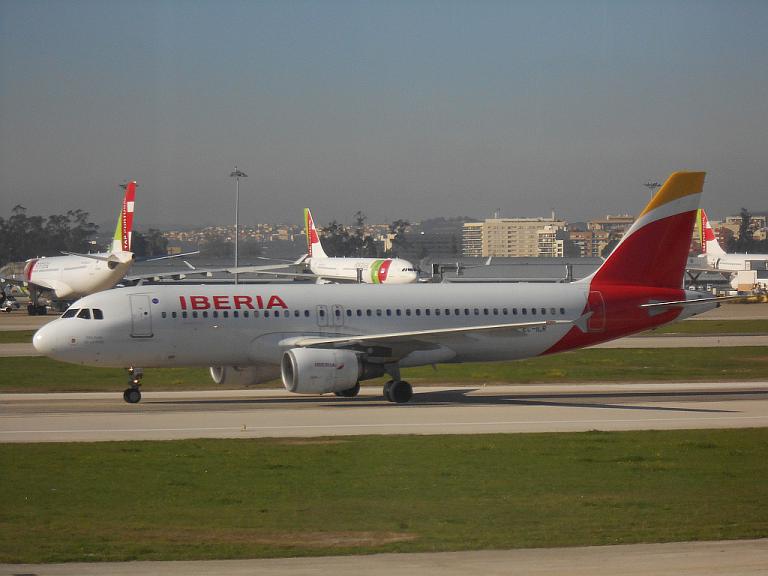 Фотообзор авиакомпании Иберия (Iberia)