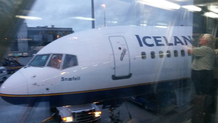 Фотообзор авиакомпании Айслэндэйр (Icelandair)