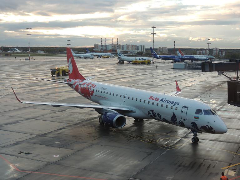 Фотообзор аэропорта Баку Гейдар Алиев