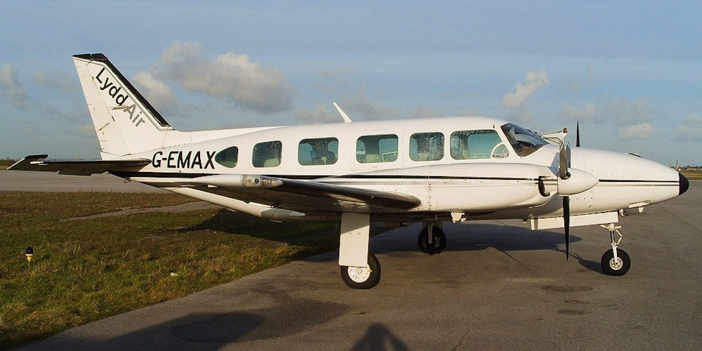  Piper PA-31  Lyddair