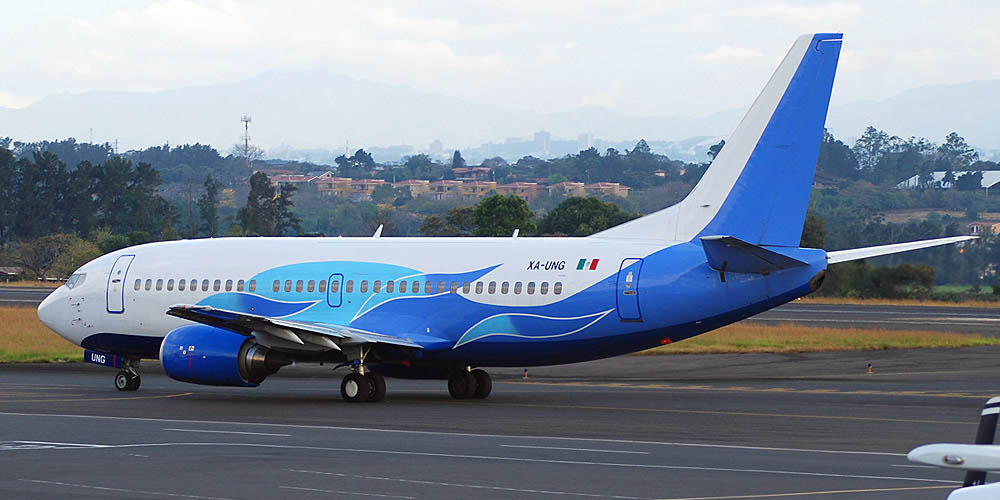 Boeing 737-300 авиакомпании Global Air