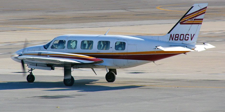 Самолет Piper Navajo авиакомпании Salmon Air