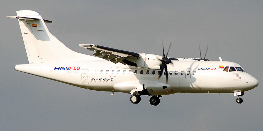 Самолет ATR 42 авиакомпании EasyFly