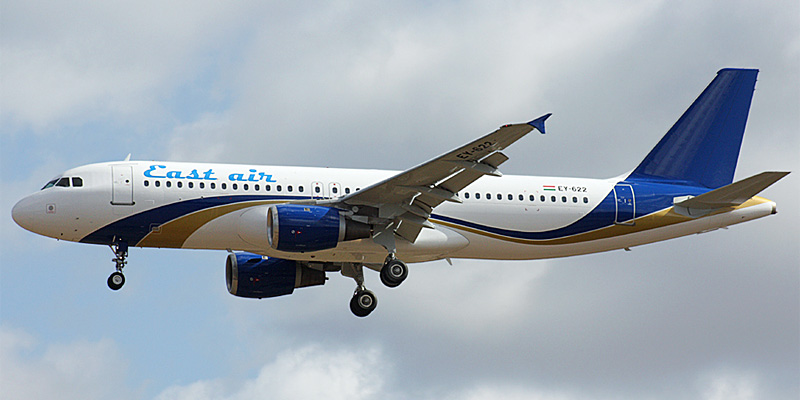 Самолет Airbus A320 авиакомпании East Air