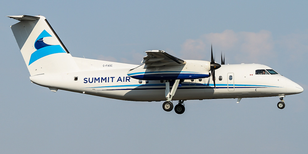 Bombardier Dash 8-100  Summit Air