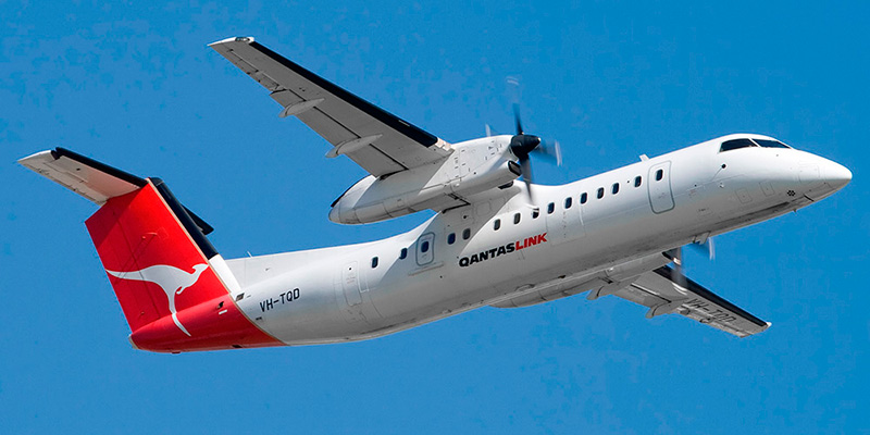 Самолет Bombardier Dash 8Q-300 авиакомпании Eastern Australia Airlines